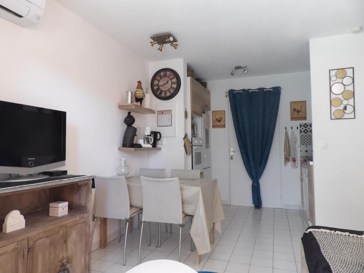 Appartement T2 Dans Residence Avec Piscine Et Tennis Saint-Raphaël Kültér fotó